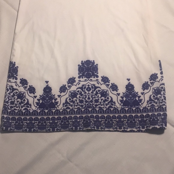 Blue and white tunic - Picture 3 of 6